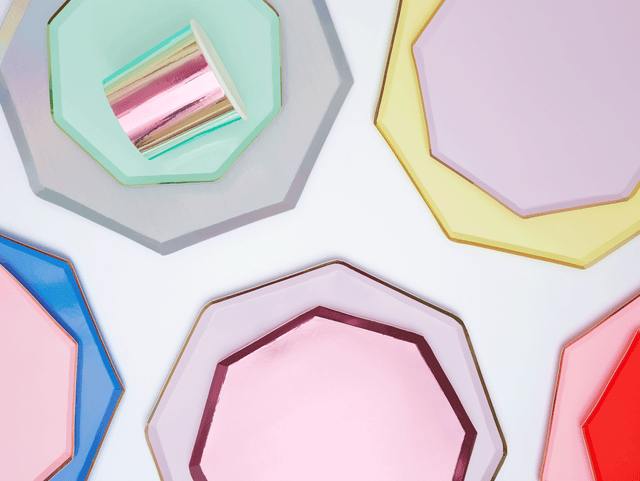 Plato hexagonal rojo / 8 uds.